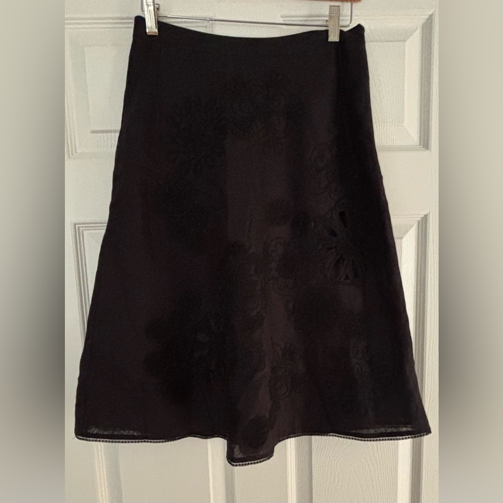 Oilily Black A-Line Skirt with Floral Pattern US Size 3. Brand new, never worn.